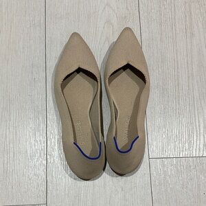 Rothy's Beige Pointed Flats with Blue Accent